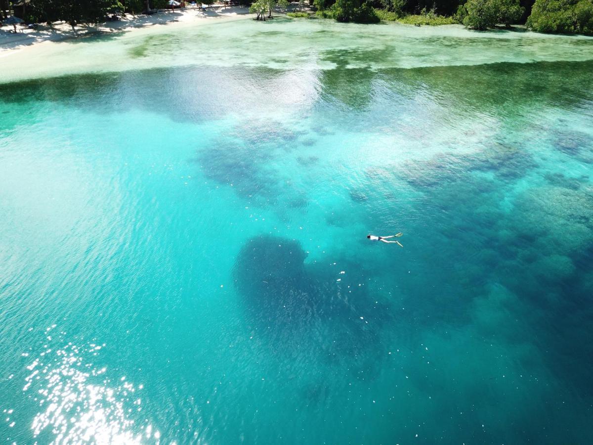 Blue Bay Divers Likupang Bangka Ngoại thất bức ảnh